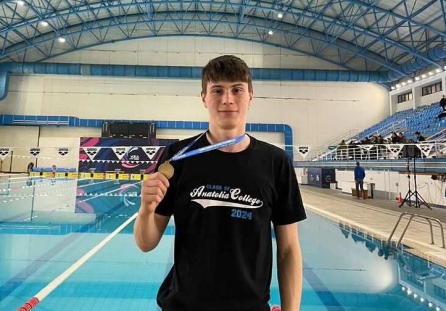 Ο Αθανάσιος Κόκκινος πρωταθλητής στους Πανελλήνιους Σχολικούς Αγώνες Κολύμβησης