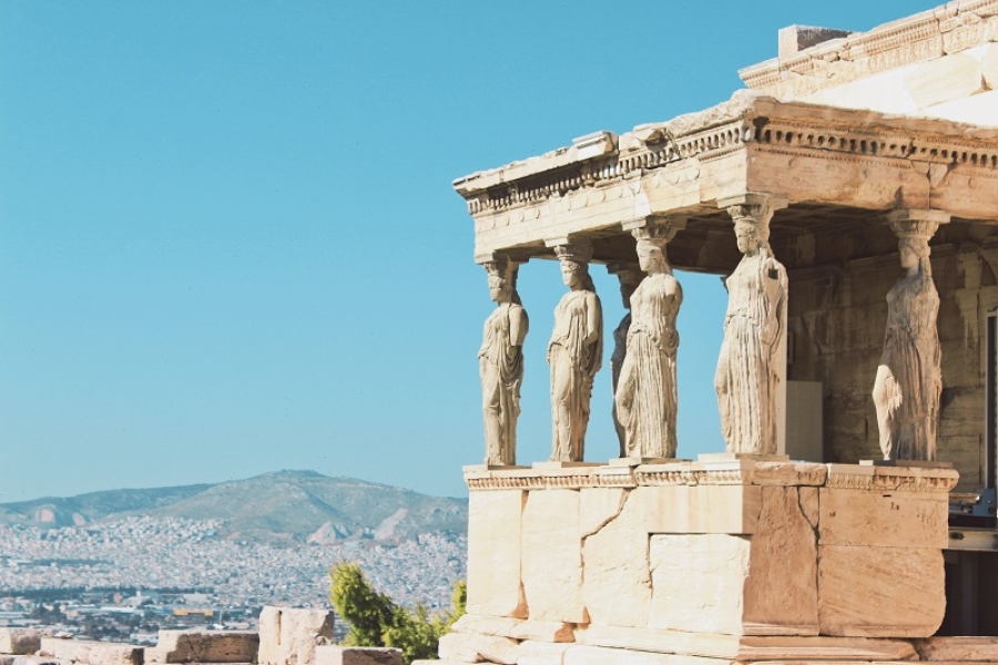 Contemporary trends in teaching Greek (i.e. Ancient Greek) abroad