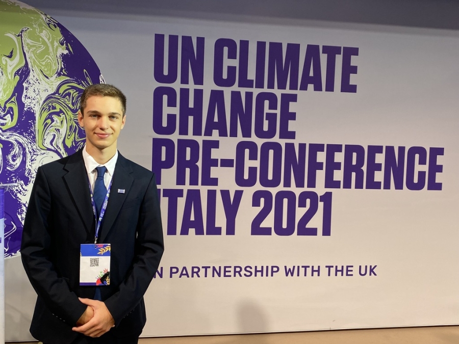 Ο Θωμάς Καραμανλής, μαθητής του ΙΒ, στο προσυνέδριο του ΟΗΕ για την Κλιματική Αλλαγή